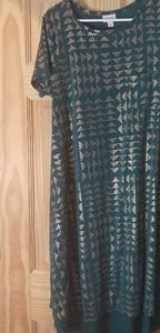 Medium green LuLaRoe dress